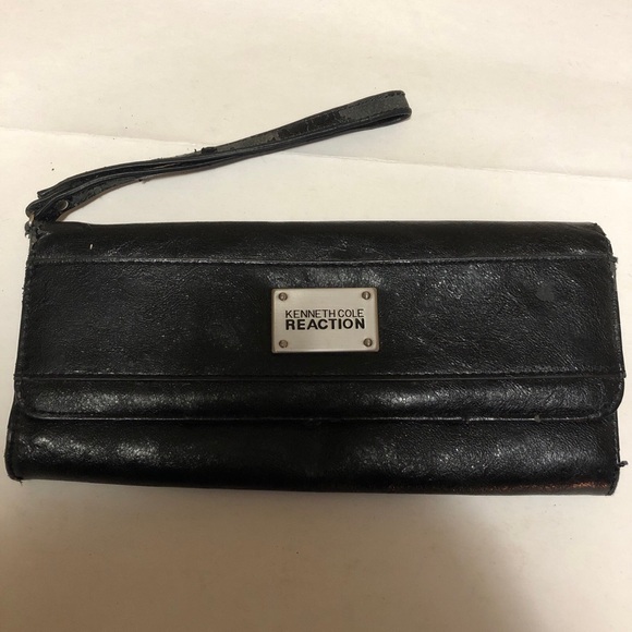 kenneth cole wallet women’s Black Long With Metal Logo Attachment Authentic - Picture 1 of 8